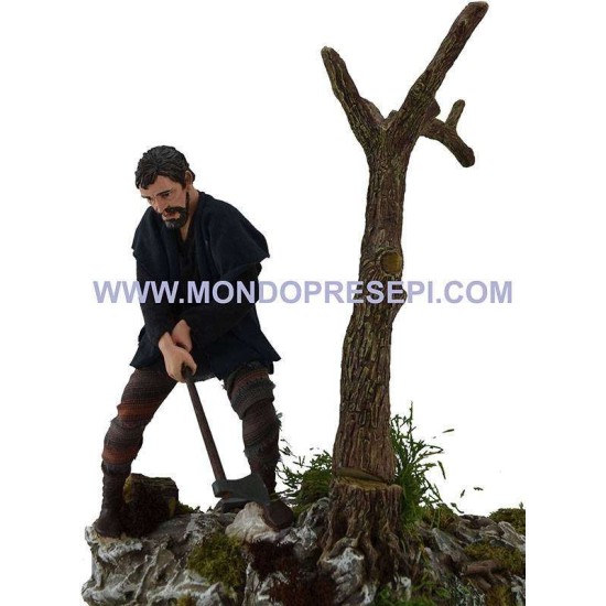 Boscaiolo cm 30 che abbatte l'albero Mondo Presepi