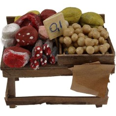 Banco con embutidos y quesos de 9x6x4,5 cm de altura.