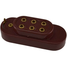 Low voltage power strip for 4.5 Volt batteries