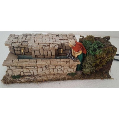 Lavandaia in movimento con lavatoio Mondo Presepi